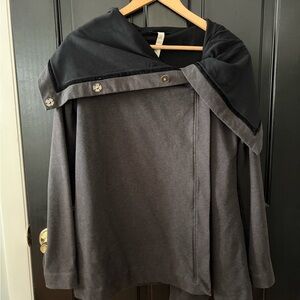lululemon athletica Charcoal Gray and Black Hooded Pullover